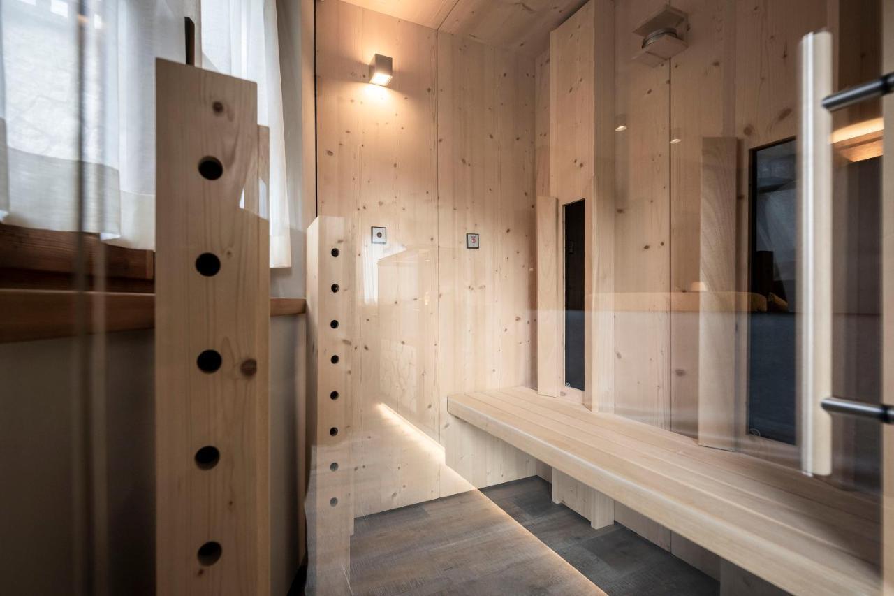 Post Alpina - Family Mountain Chalets San Candido Eksteriør bilde