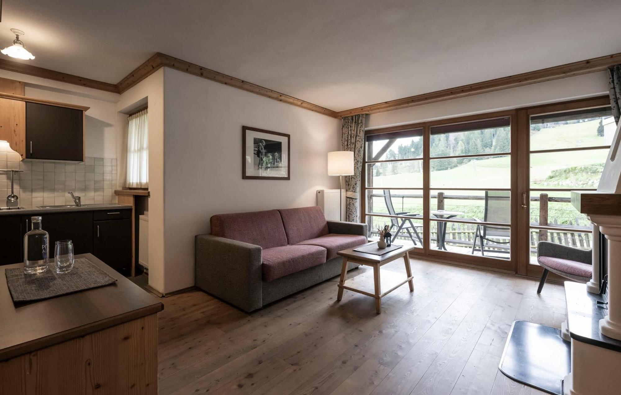 Post Alpina - Family Mountain Chalets San Candido Eksteriør bilde
