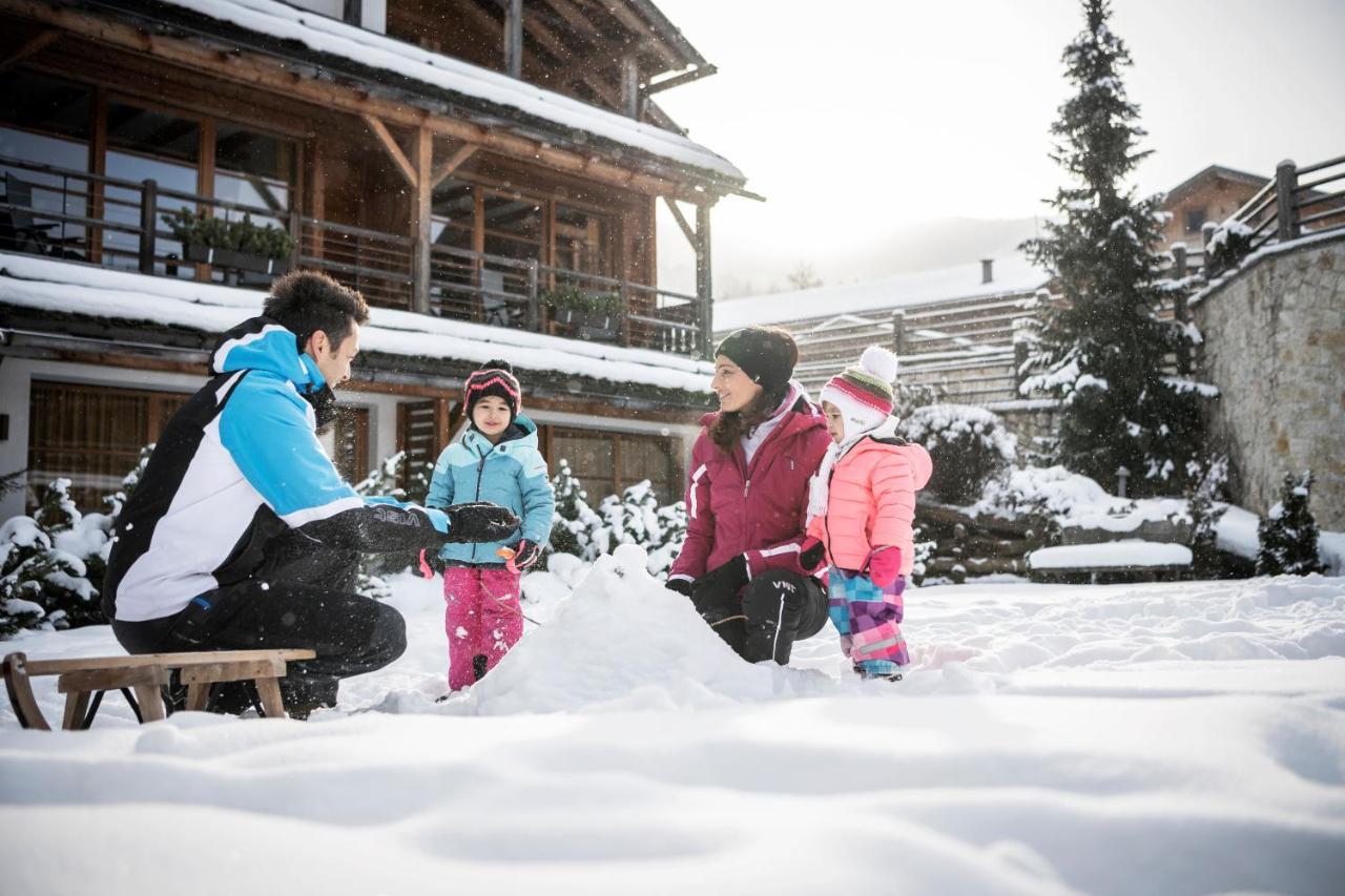 Post Alpina - Family Mountain Chalets San Candido Eksteriør bilde